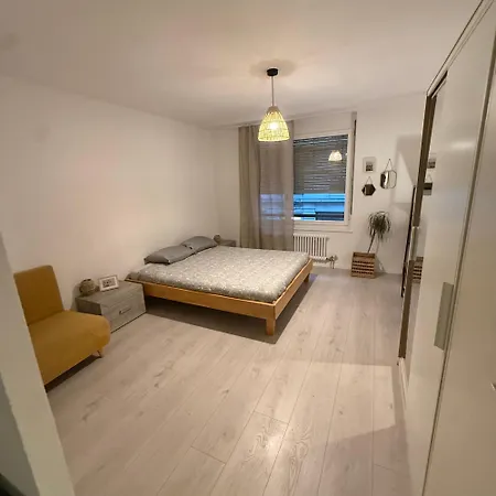 Appt Gare - Totti 公寓 *